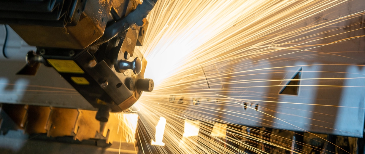 Banner - 7 machine learning use cases in manufacturing