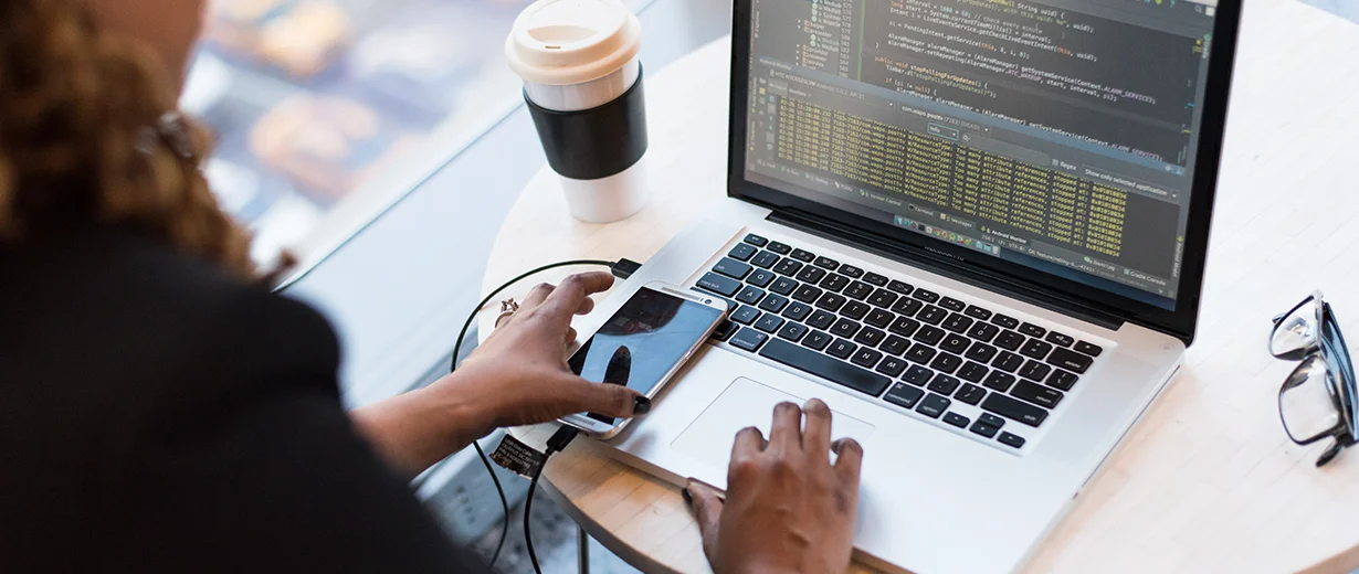 Enterprise Applications With Java EE